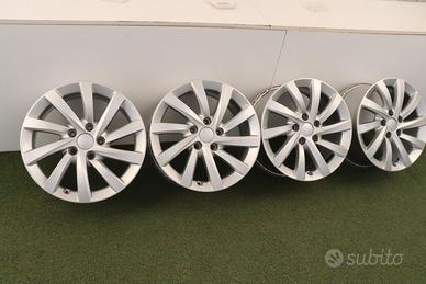 Cerchi in lega Alfa Romeo Giulietta 16 ORIGINALI