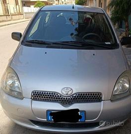 Toyota Yaris 63000 km 05/2002