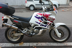 Honda Africa Twin 750