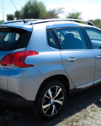 Peugeot 2008 1.6 e-Hdi 115 CV Allure SOLO 68500 Km