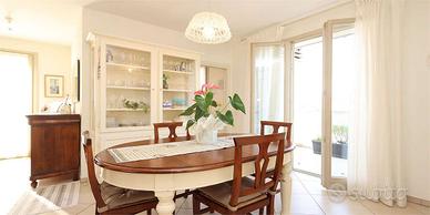 BORGO ROMITO - ATTICO SU 2 LIVELLI CON 3 CAMERE