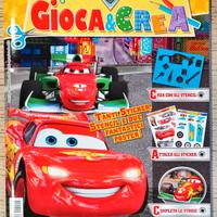libri da colorare con sticker di Cars e Scooby-Doo