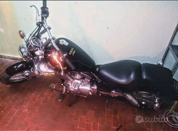 moto Yamaha Virago 250
