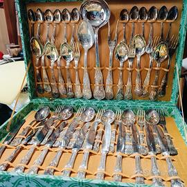 Servizio di posate argento placcato 800