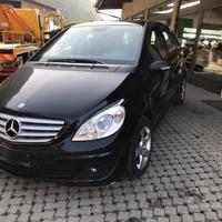 Ricambi Mercedes Classe B 180 2006 nera