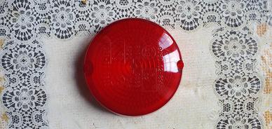 Lente rossa Cobo R10W