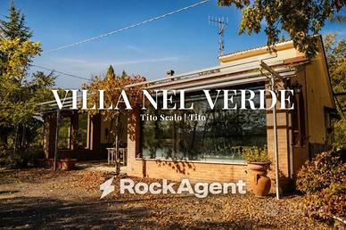 Villa di 140 m² con 3 locali e box auto a Tito