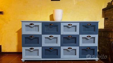 Cassettiera in legno