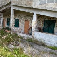 Villetta da ristrutturare