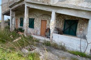 Villetta da ristrutturare