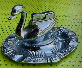 Accendino e posacenere vintage  da tavolo