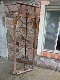 vecchio attrezzo da cantiere navale..