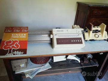 Macchina per maglieria SINGER