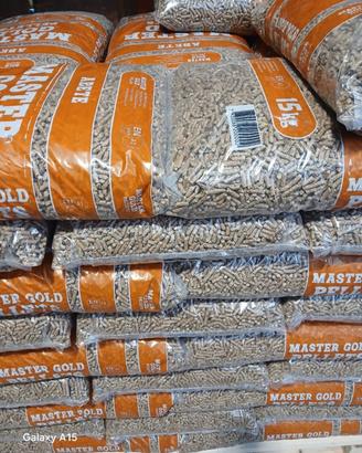 Tir completo pellet chiaro certificato Enplus A1