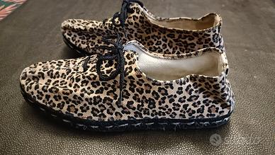 Espadrillas chiuse leopardate Castaner