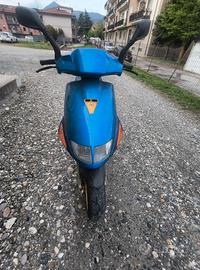 scooter Aprilia SR 50 