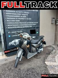 Aprilia Scarabeo 100 a rate con Klarna