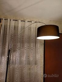 Lampada da terra di design