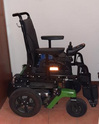 SEDIA A ROTELLE ELETTRICA OTTOBOCK