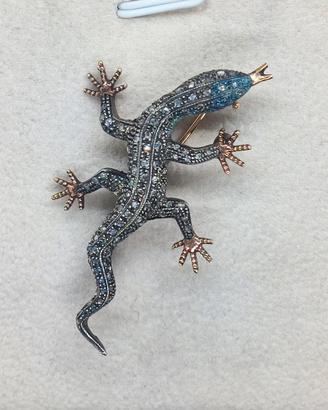 Spilla in oro e diamanti