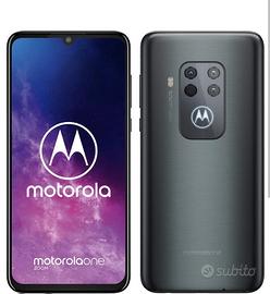 Motorola One zomm