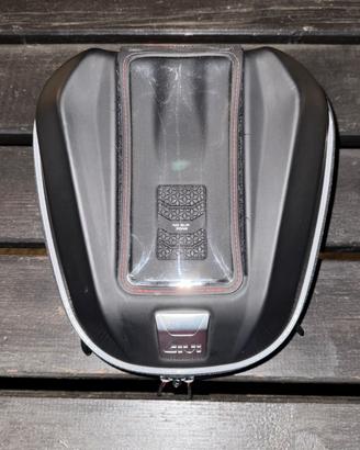Givi Tanklock Borsa  Serbatoio