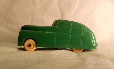 automobile giocattolo