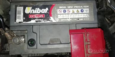 Batteria Unibat Extralife 80Ah 750A buono stato