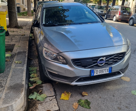 Volvo v60 cross country D4