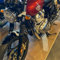 Royal Enfield Interceptor 2024