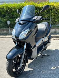 Yamaha Xmax 250