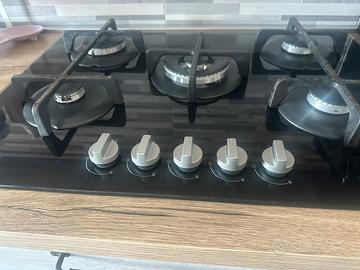 Piano cottura in vetro indesit