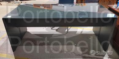 Codice: 268030 SCRIVANIA DIREZIONALE COLORE NERO