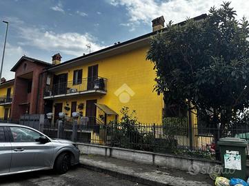2 LOCALI A CURA CARPIGNANO