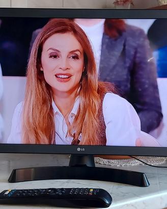 Tv LG 24 pollici full hd + telecomando decoder T2.