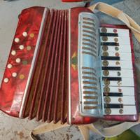 vecchia fisarmonica giocattolo 