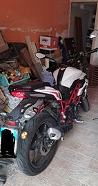 Benelli BN 125