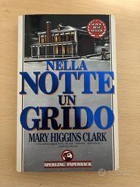 “Nella notte un grido” libro