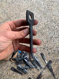 Chiodi alpinismo universali