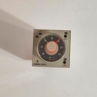 Omron H3CR-F8 Timer