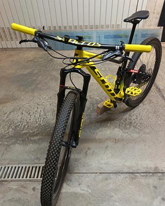 MTB FULL SCOTT SPARK WORLCUP CARBONIO TG M  RUOTE 