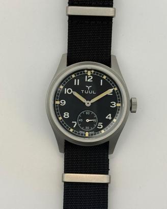 Tuul Watch