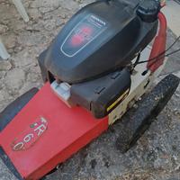 Decespugliatore professionale a trazione Honda