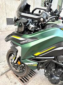 Moto Trk 702
