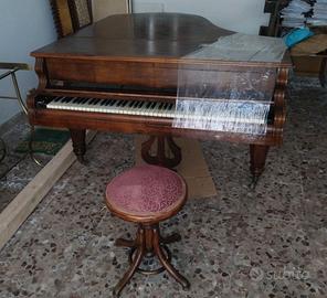 Pianoforte a coda antico (metà Ottocento)