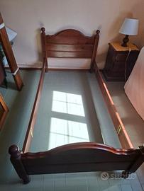 Struttura letto in massello d'abete