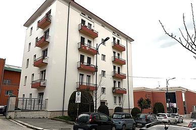 Stanza studentessa. Centralissimo e coibentato