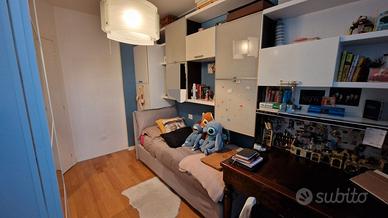 Cameretta/studio completa con armadio scorrevole