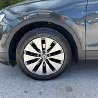 Cerchie in lega e gomme 225/55 R18 CONTINENTAL