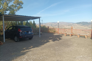 Terreno agricolo con casa a villarosa(Enna)